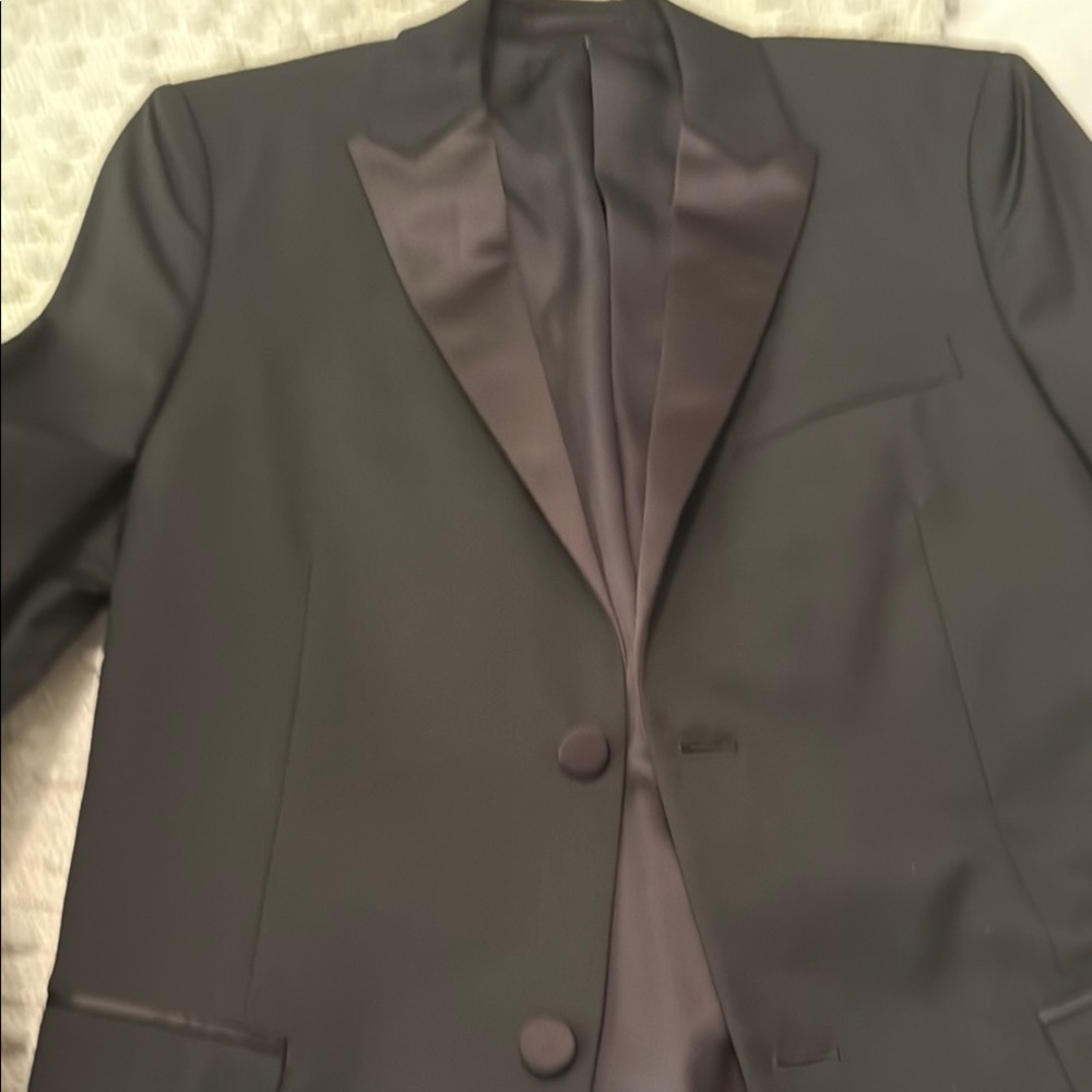 Theory Elegant Black Tuxedo with Satin Lapels